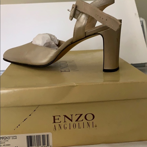 Shoes - Picture 2 of 3